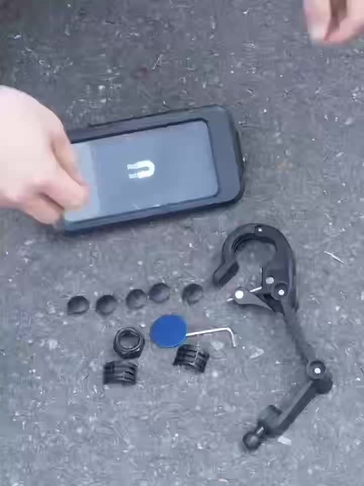 Holder for Cell Phones on Motorcycles, Made of ABS, Featuring a Magnetic Design, Retractable, And for Bicycle And Electric Vehicle Navigation