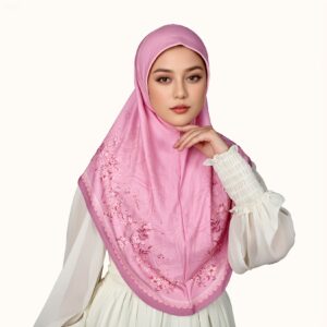 Muslim Headscarf Made of Chiffon Fabric, Offering a Sense of Fashion and Dignity, Suitable for Daily Prayers, with Beautiful Printed Patterns