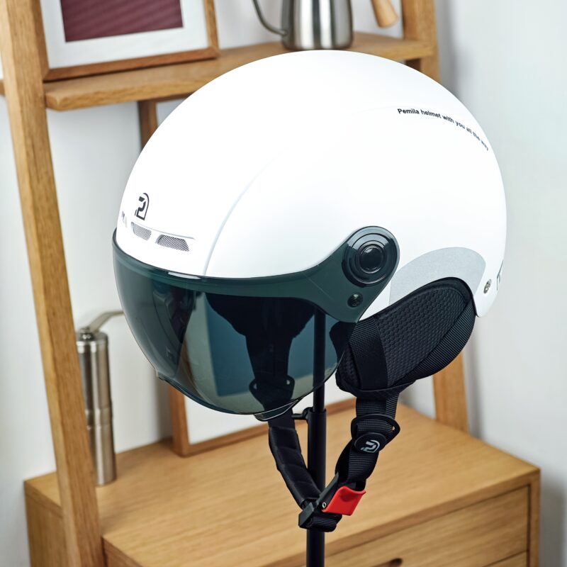 PEMILA City Commuting Safety Multi-Purpose Cycling Helmet Features an ABS Shell And EPS Cushioning Layer for Dual Protection. It Has an Adjustable Head Circumference, Multi-Angle Windproof Goggles, Metal Insect-Proof Ventilation Holes